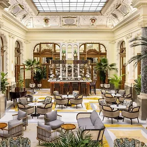 Hotel Nh Collection Carlo Iv *****